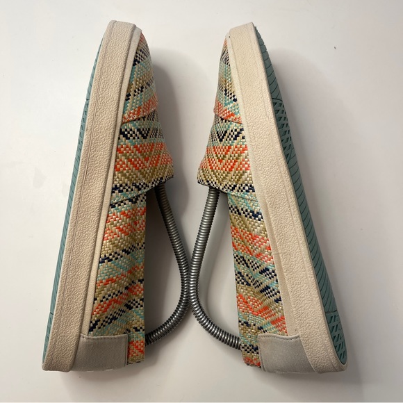 TOMS Multi Colored Woven Fabric - Aztec Print - Flats Slip On Shoes - Women’s 9 - Picture 5 of 9